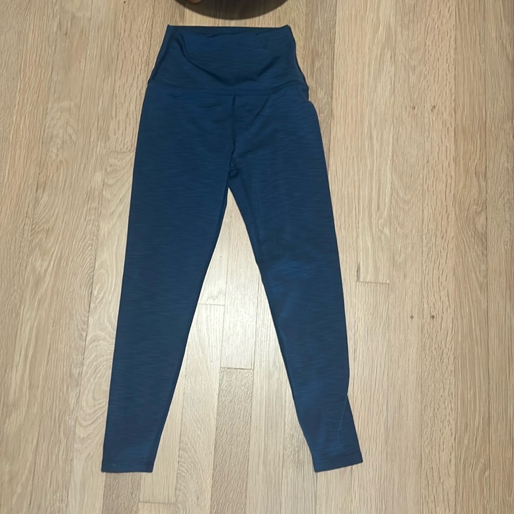 Beyond yoga ribbed blue leggings size small